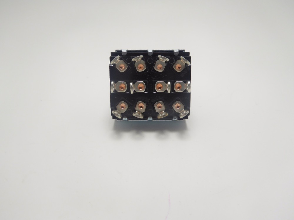 Eaton 7695K5 Toggle Switch 4PDT On-None-On