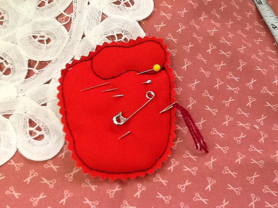 8 Apple Shape Needle Holder - Pin Holder - Padded - Handmade - New