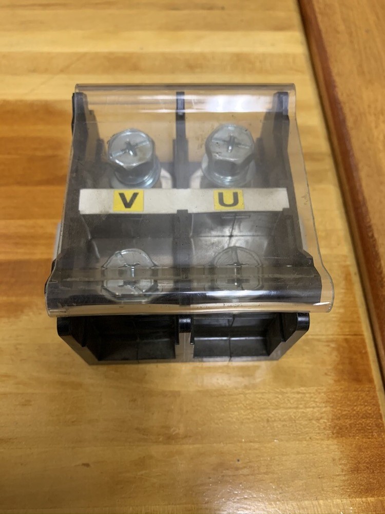 IDEC BN200BW3 POWER TERMINAL BLOCK  B210