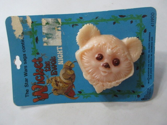 1983 Wicket the Ewok nightlight
