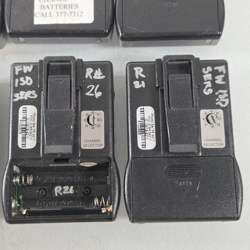 8 Bodyworn Transmitter 921T Radium 216MHz Phonic Ear UNTESTED - 2 DONT TURN ON
