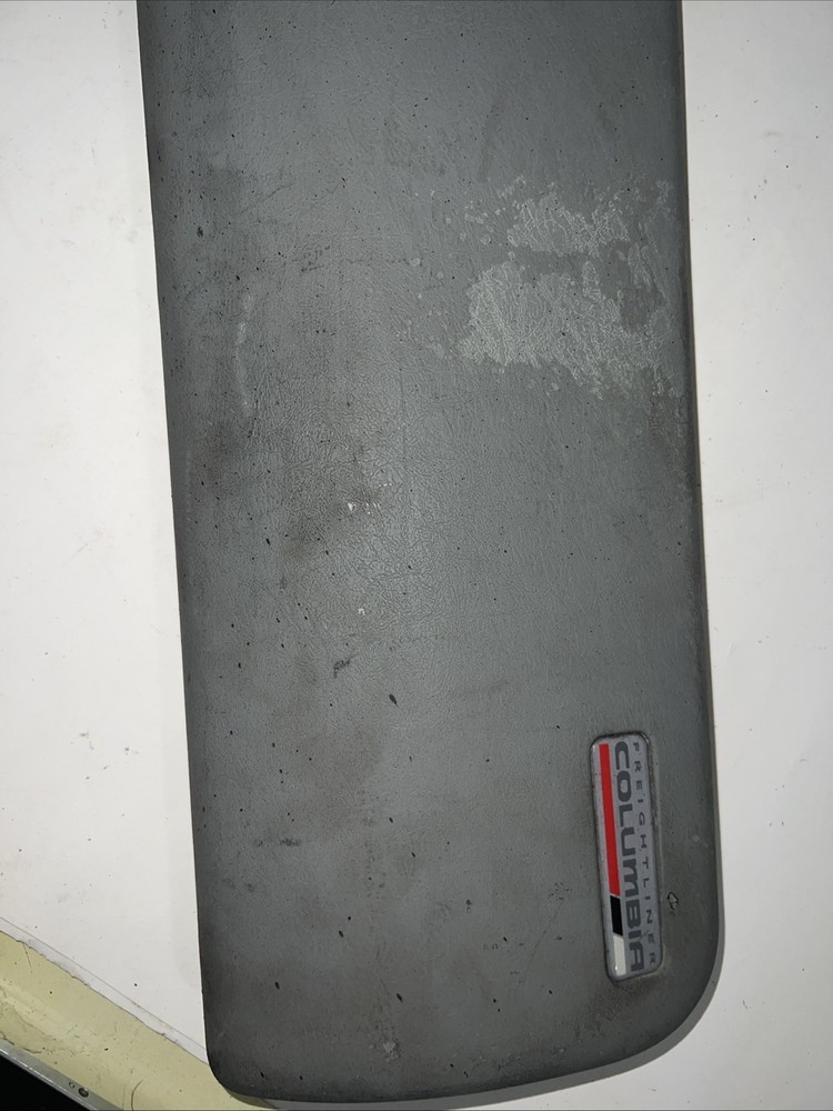 Freightliner C120 Century Dash Panel A1829825000 (USED)