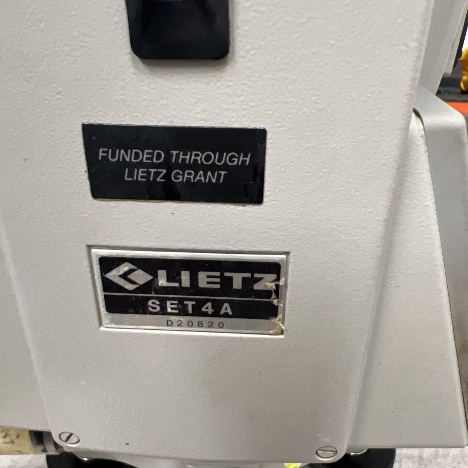 SOKKISHA LIETZ SET 4A SURVEY EQUIPMENT TOTAL STATION W/ BATTERIES AND CHARGER