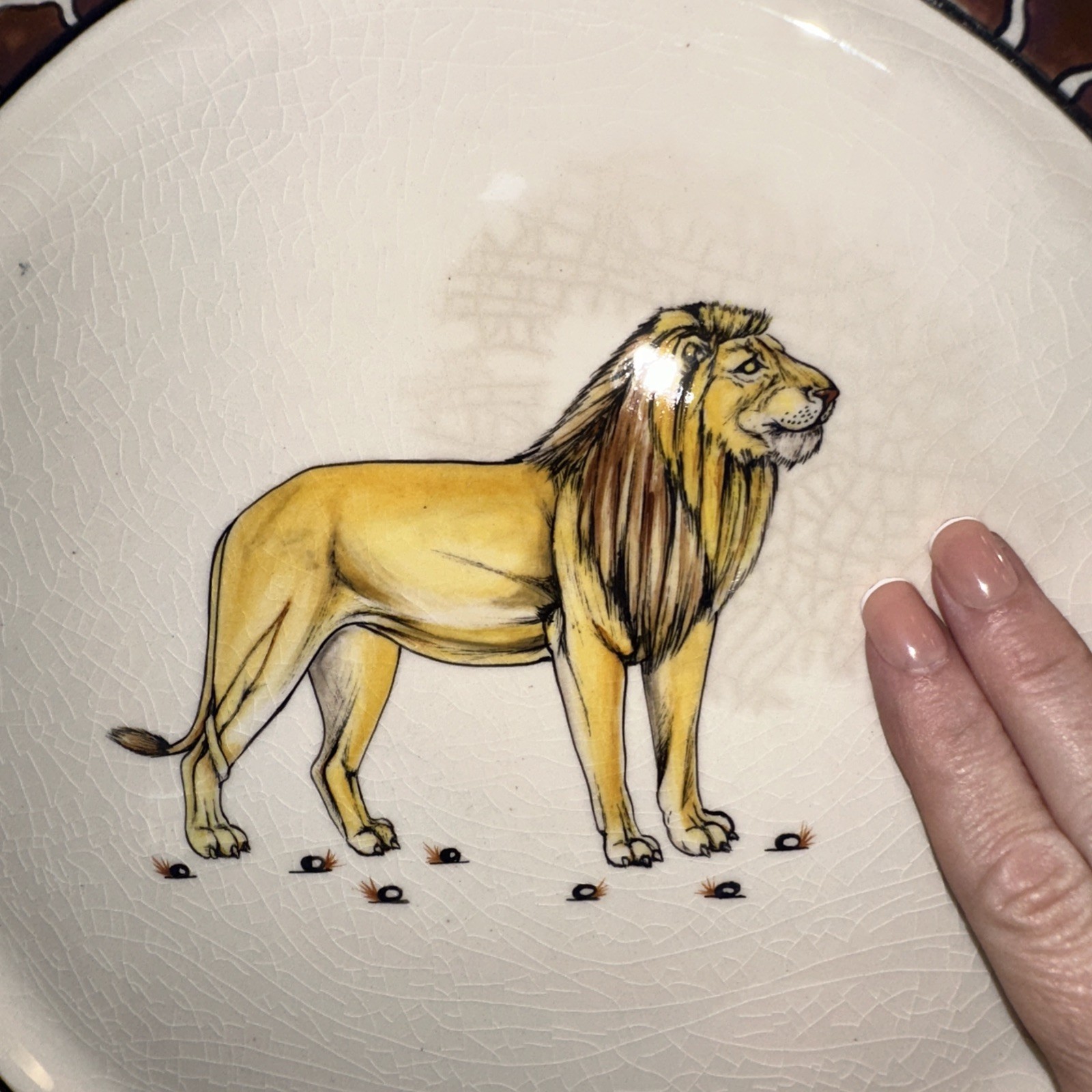 Penzo Zimbabwe Hand Painted 12.25 In Plate Lion Signed 2008