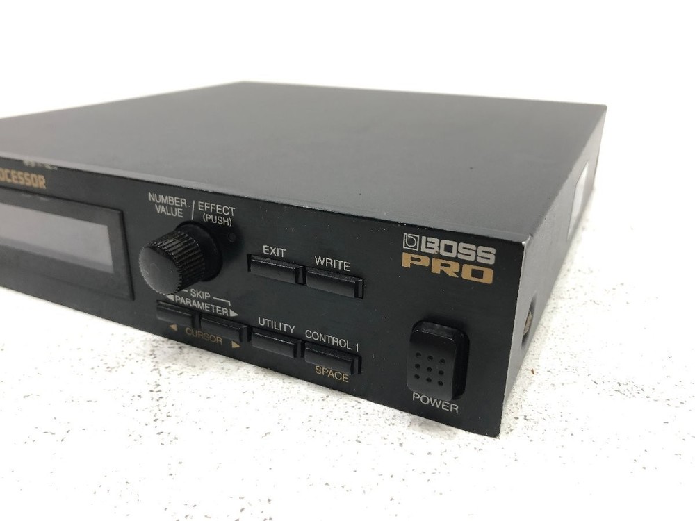 Boss SE-70 Multi Super Effects Processor Good Condition Working Tested