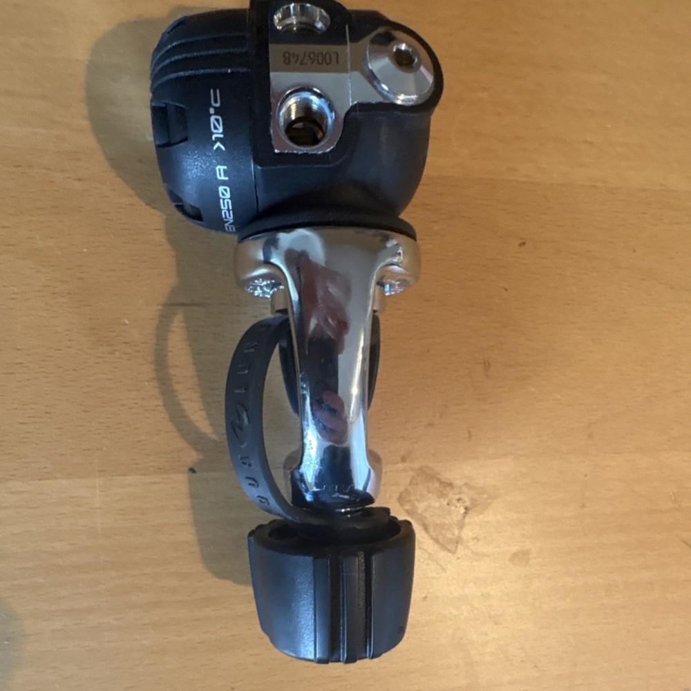 Aqua Lung Titan Scuba Regulator Set