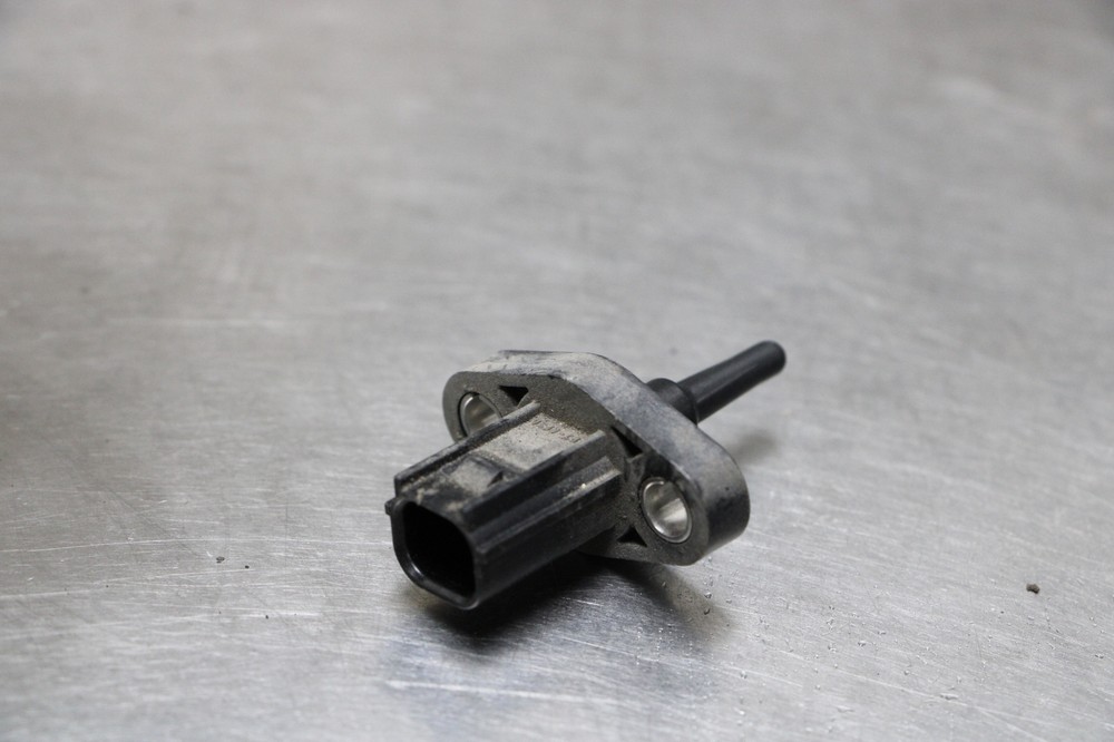 14-16 Honda CBR650F CBR650 Air Temperature Temp Sensor