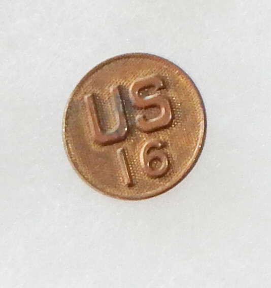 1920's US 16 Enlisted Collar Disc