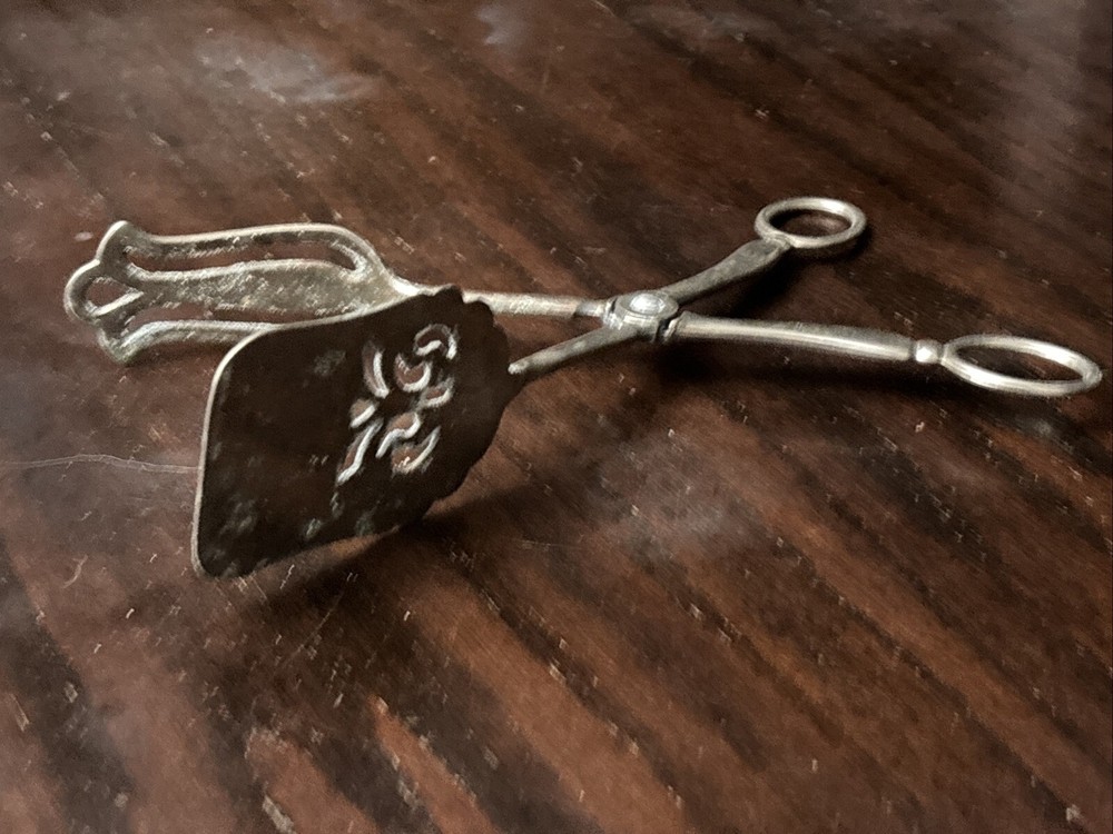 Vintage Silver Plated Leonard All Purpose Tongs Sandwich Italy Needs Polished