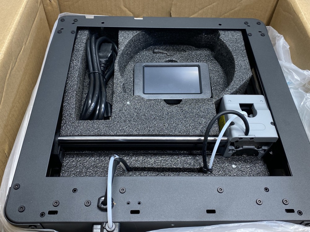 Flashforge Adventurer 5M 3D Printer, 600mm/s High Speed, Beginner-friendly