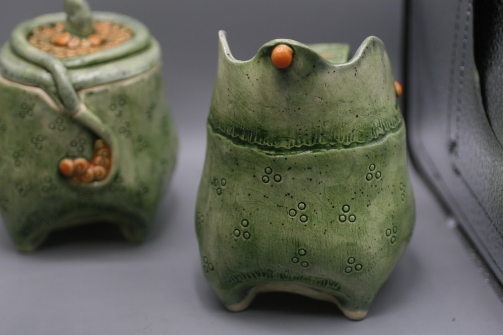 Signed Hand Thrown Pottery SET Joyce Diveley GA
