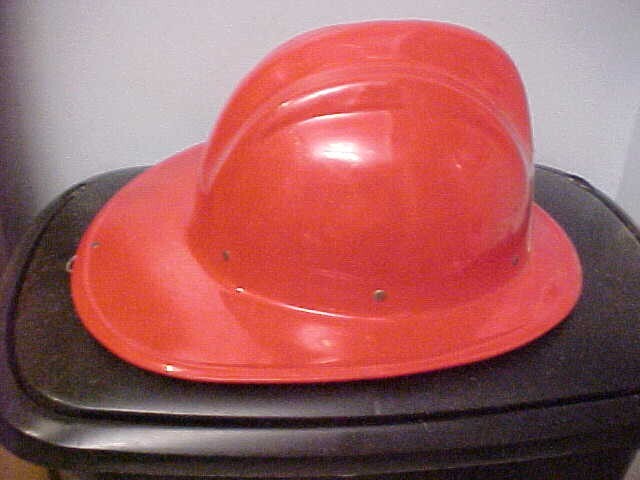 RED FIRE RESCUE HELMET SLIGHTLY USED
