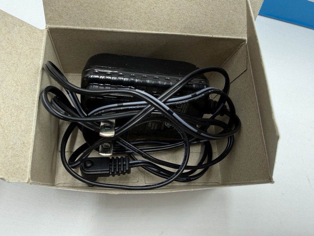 Alesis Sample Pad Pro 8-Pad Percussion and Sample Triggering Instrument