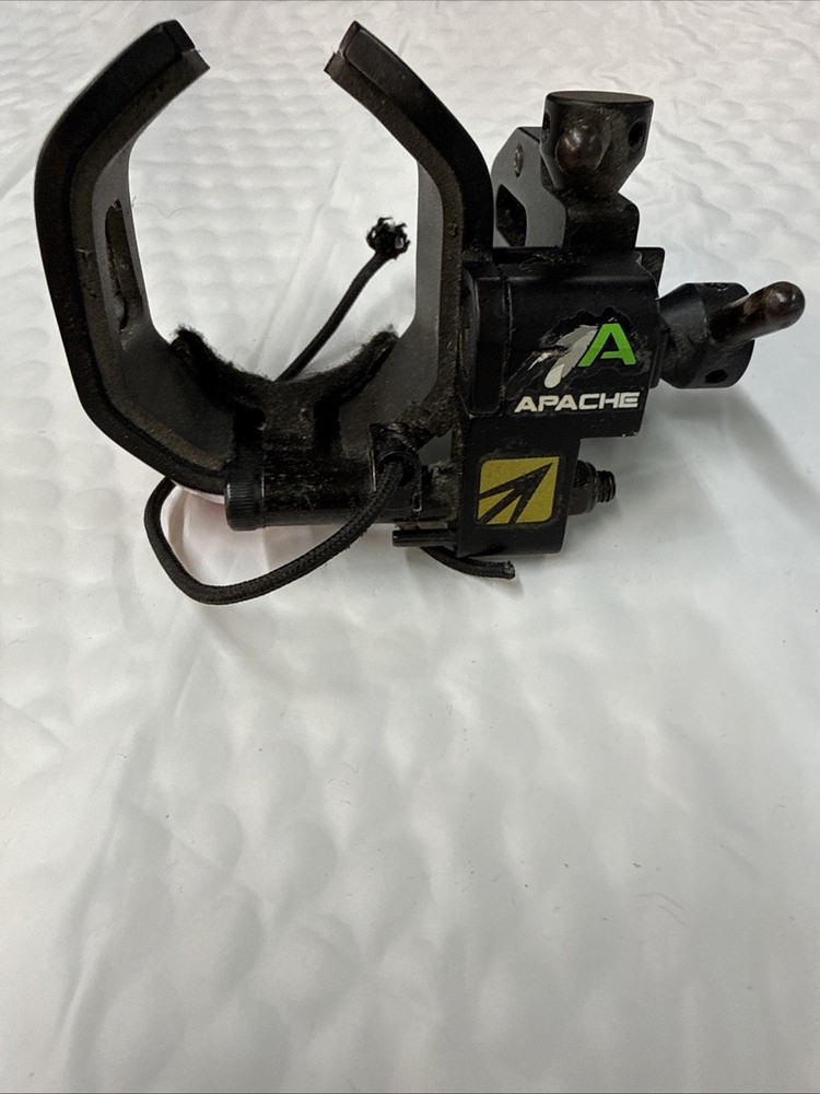 Apache Archery Drop Away Rest - RH - Item 3195