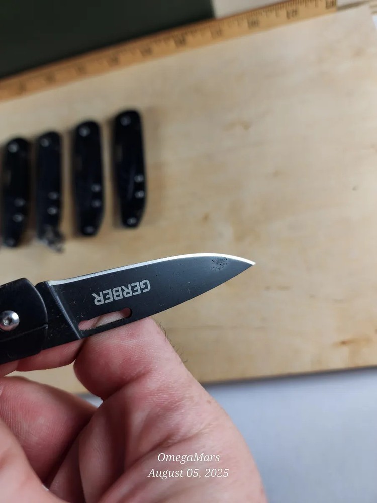 Gerber STL 2.5 (1)ONE at random. Nice condition/light usage