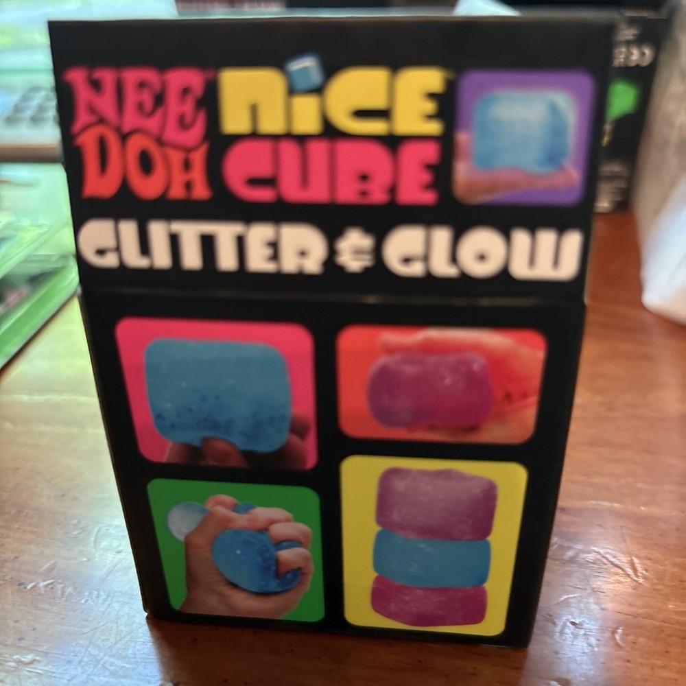 Nee Doh Nice Cube Glitter & Glow Blue🚀fast