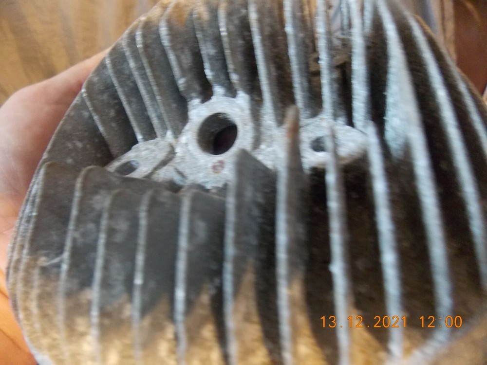 BSA BANTAM CYLINDER HEAD