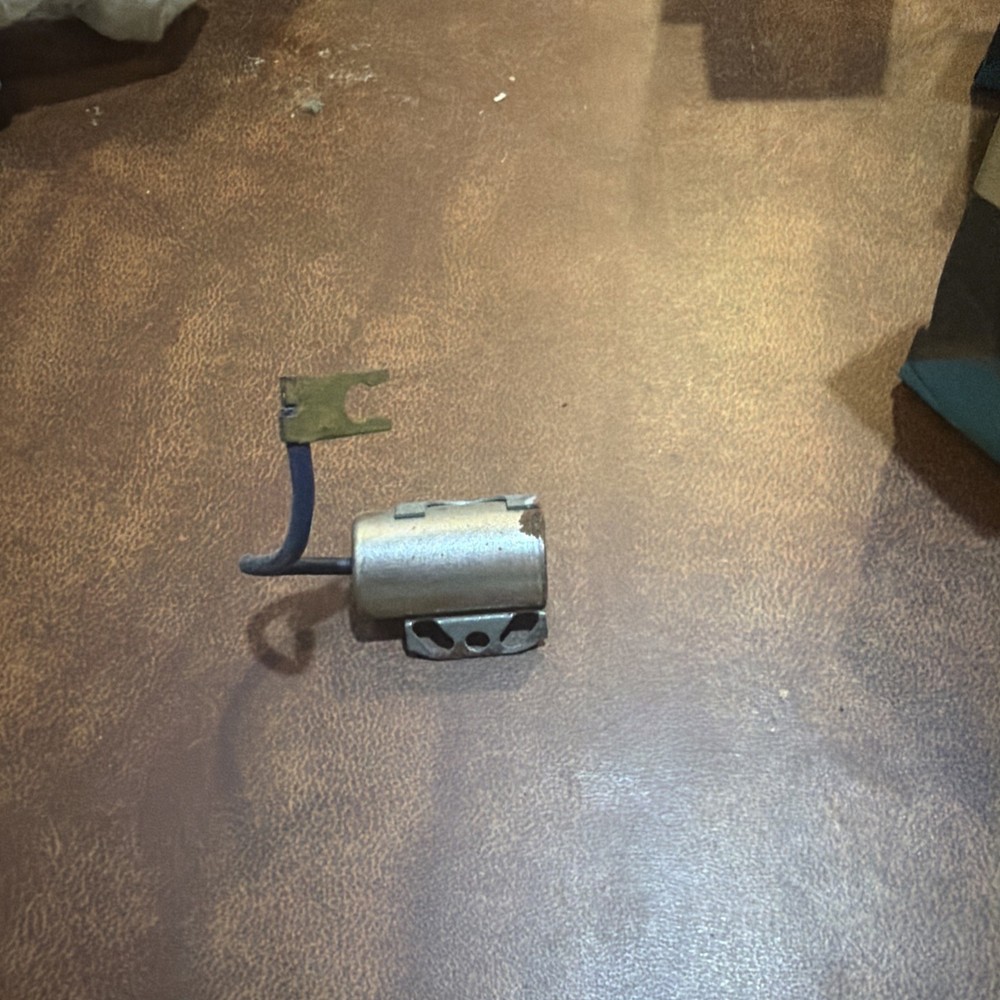 Bendix P & D Condenser. UC– 111 ￼New In Box