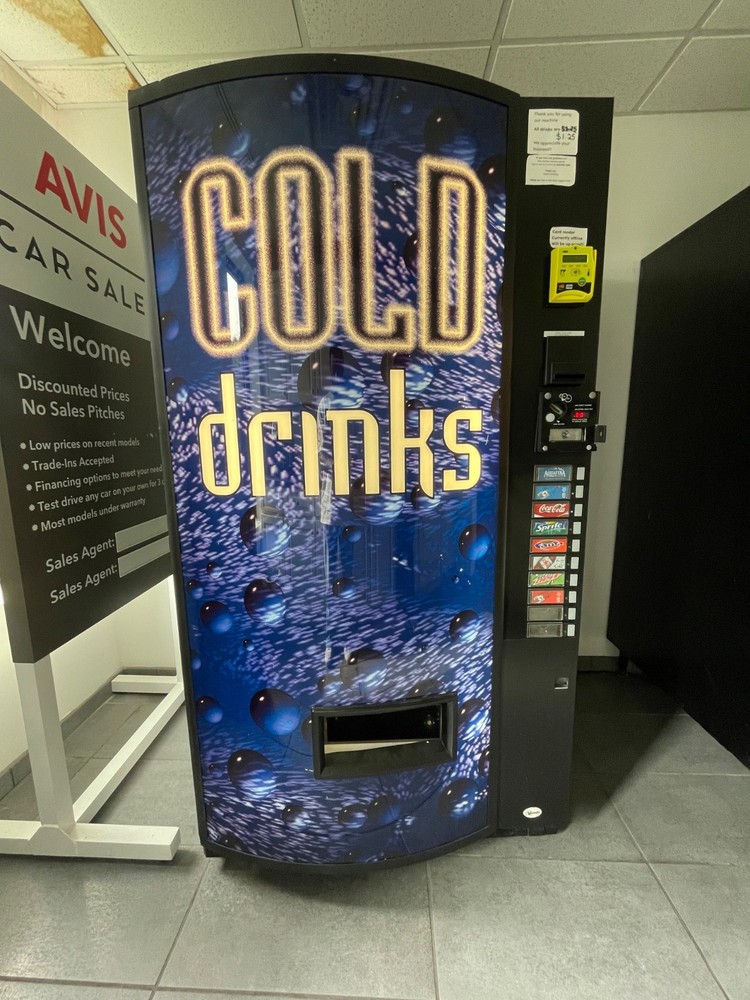 vending machine (drink machine)