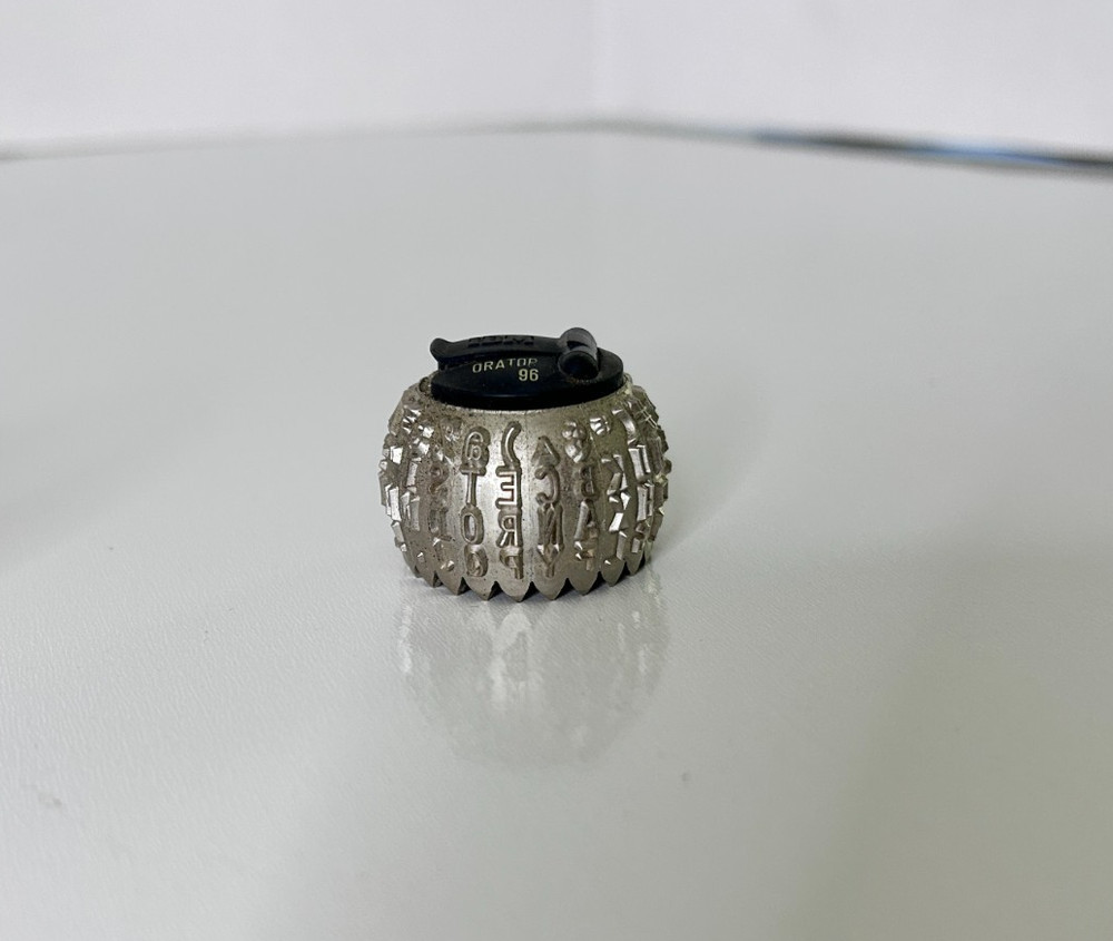 IBM Type Element Golf Ball Script 96 Presentor Pitch Selectric III