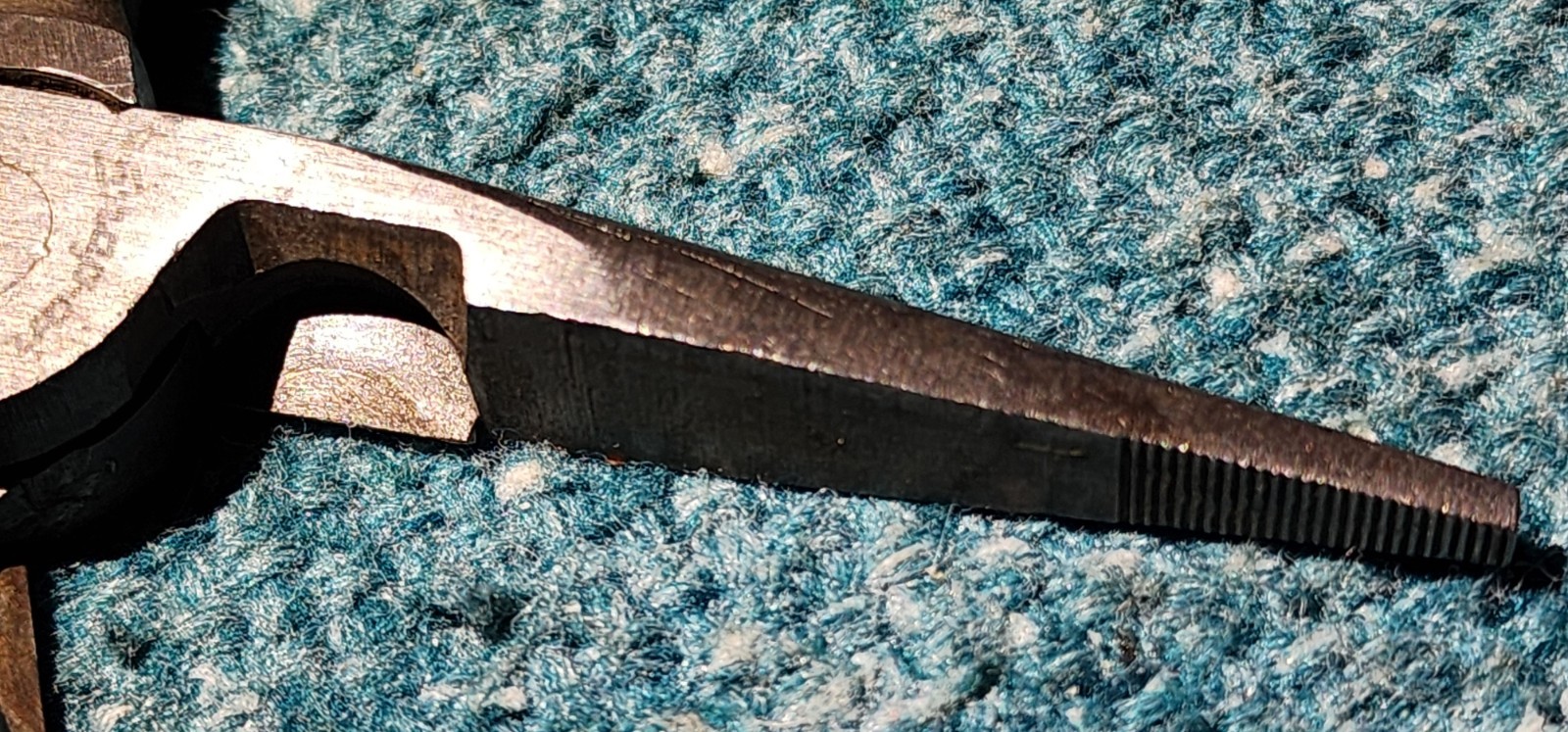 Snap-on USA 196BCP Soft Grip Needle Nose Pliers 7" OAL! Preowned. Grind Mark.