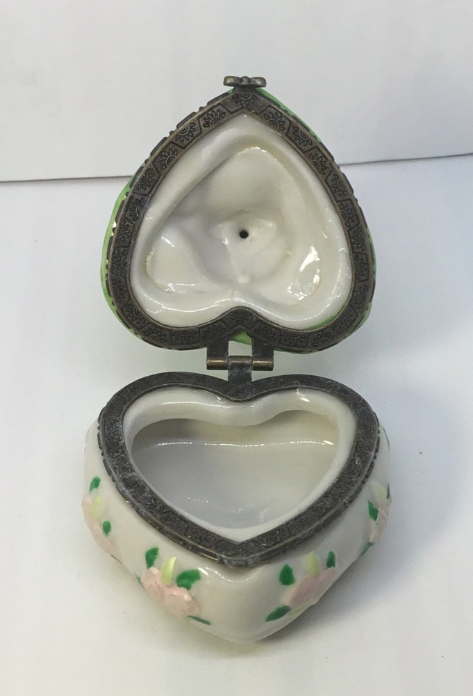 Easter Heart Shaped Bunny Trinket Box