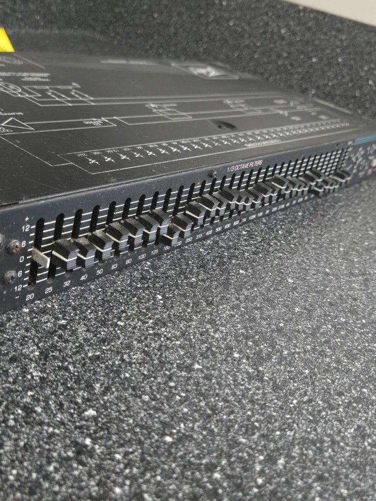 Peavey EQ 31 Equalizer 1/3 Octave Graphic Equalizer