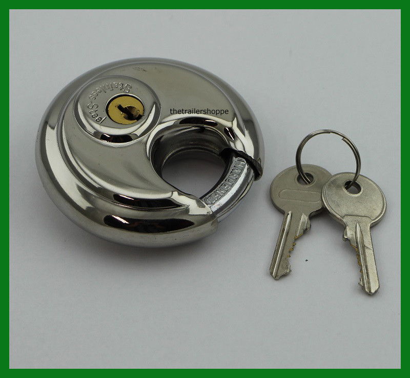 Round MasterLock Padlock with 3/8" Shielded Shackle with Two Keys