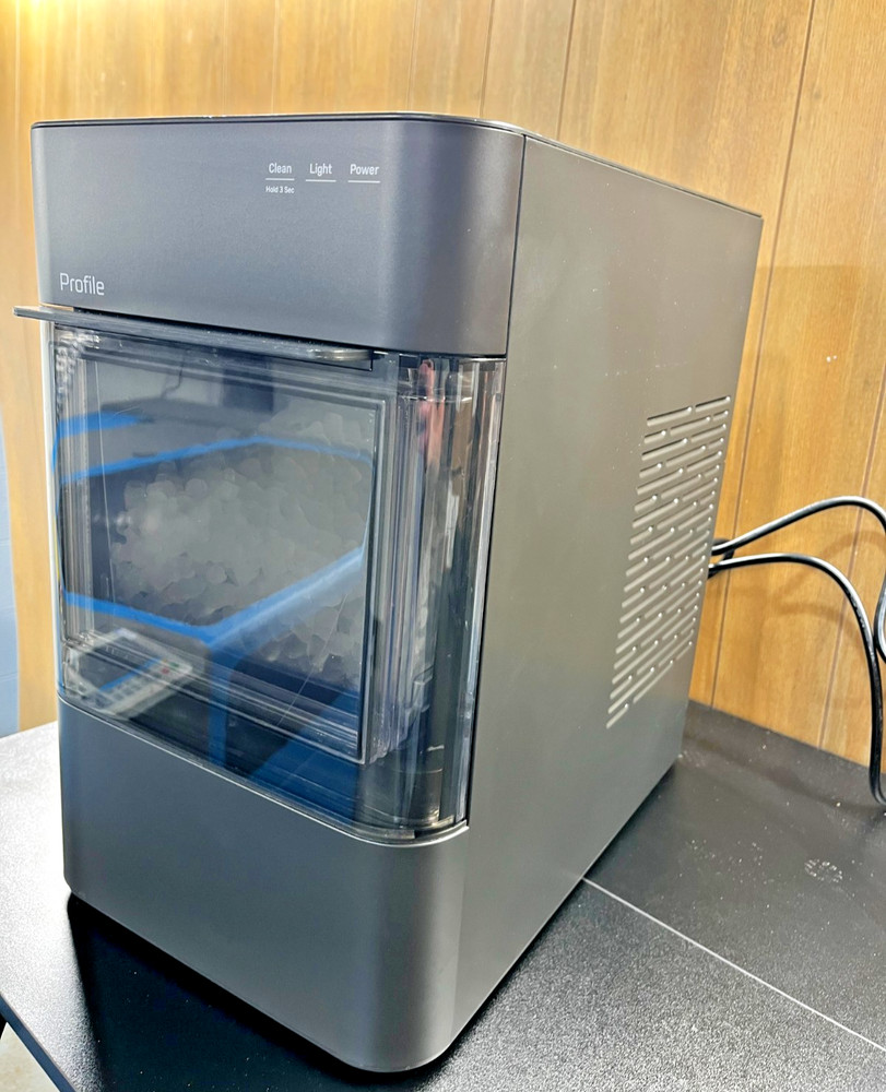 Ice Maker Opal 2.0 Ultra Nugget - Carbon Black-GE Profile