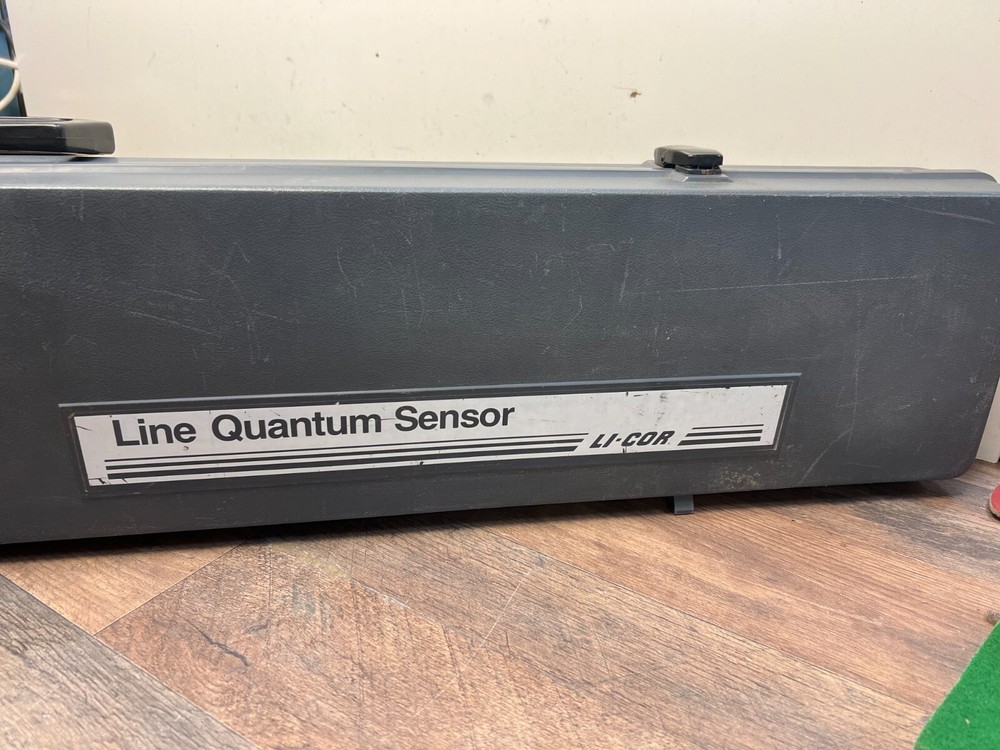 LI-COR line quantum sensor LI-191SB