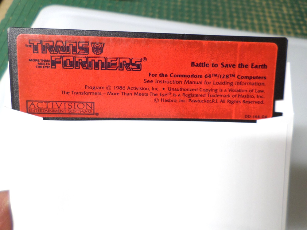5.25" Floppy - COMMODORE 64/128 - TRANSFORMERS: BATTLE TO SAVE THE EARTH