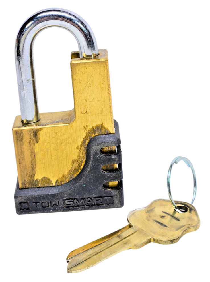 Tow Smart Premium Coupler Lock with 2 Keys, Brass, 732