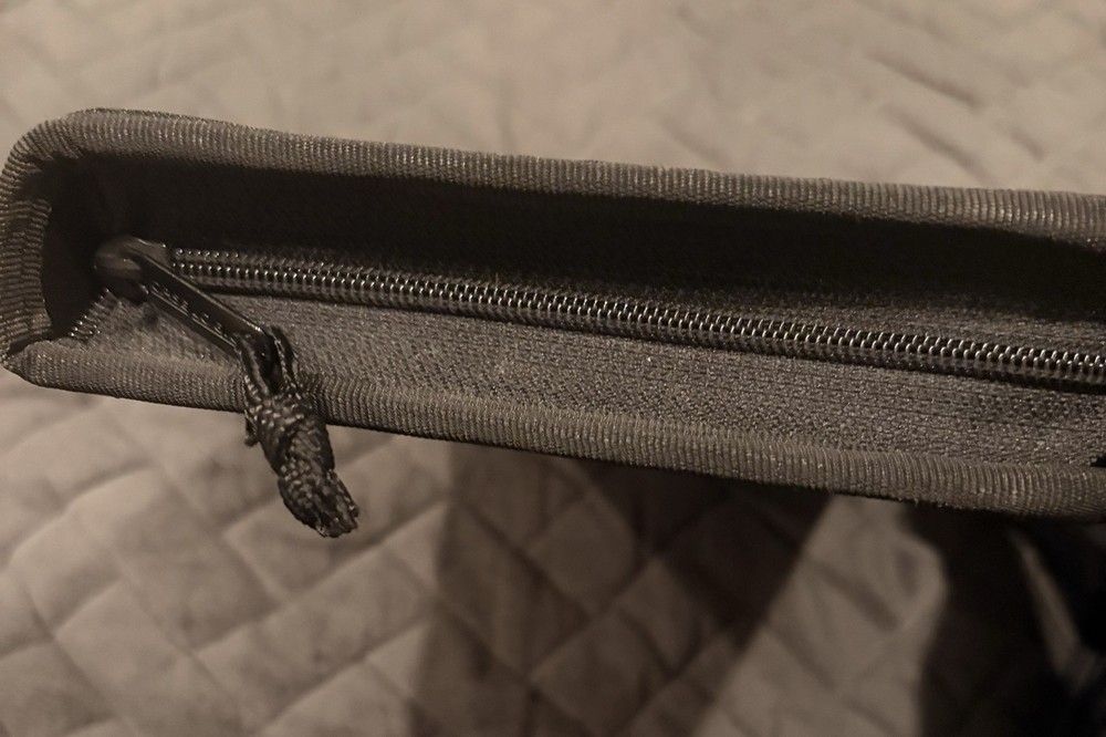 CASE LOGIC CD/DVD - Black Nylon 24 CD or DVD Storage Binder Case