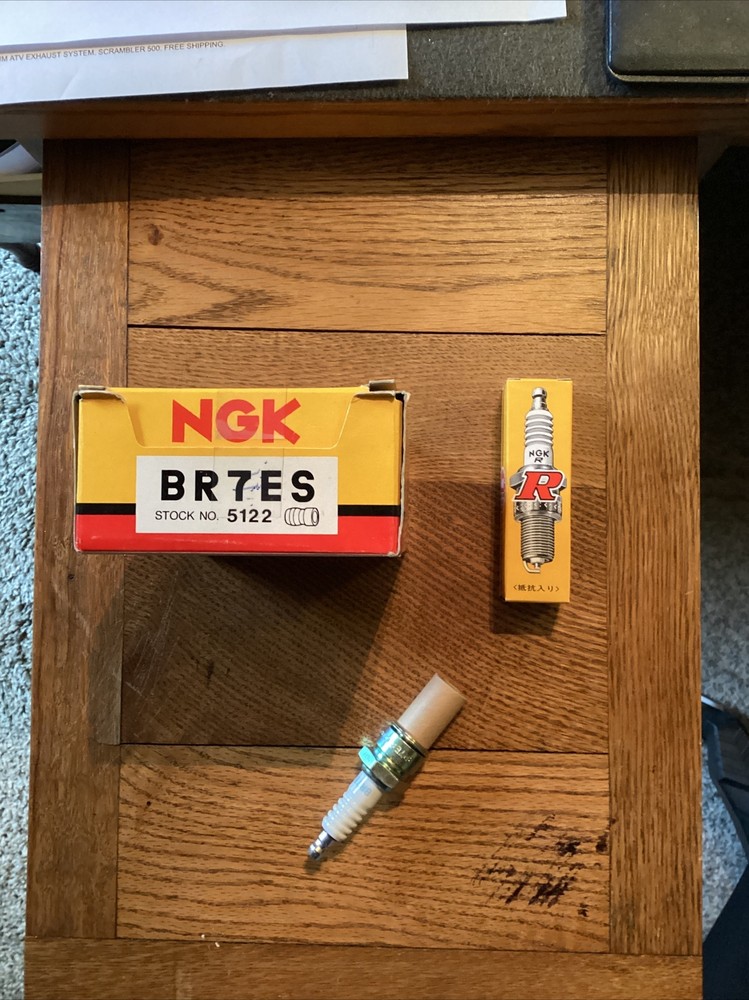 NGK SPARK PLUGS 10 PACK BR7ES 5122 NEW