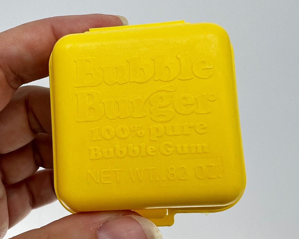 VTG 1978 YELLOW Fleer BUBBLE BURGER Bubble Gum Candy Container Package Display