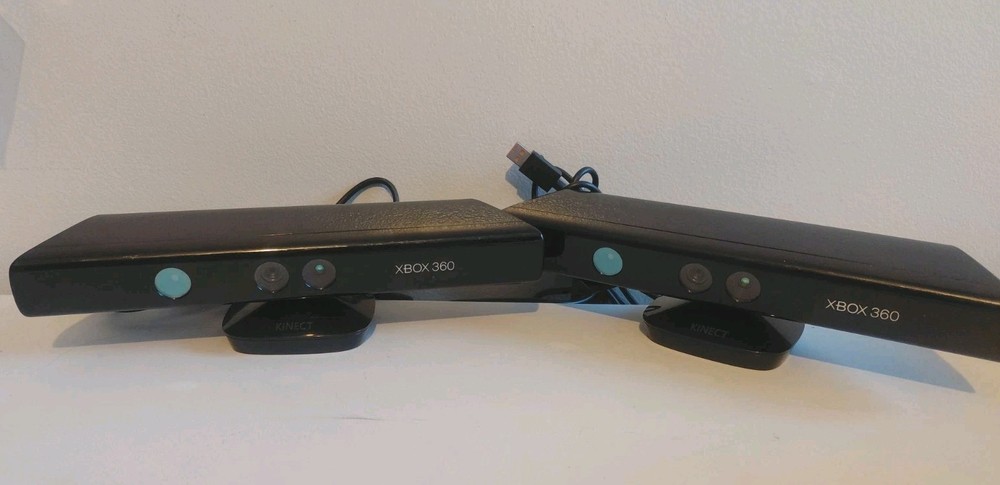 (2) Xbox 360 Kinect Black Model 1414 Sensor Bar