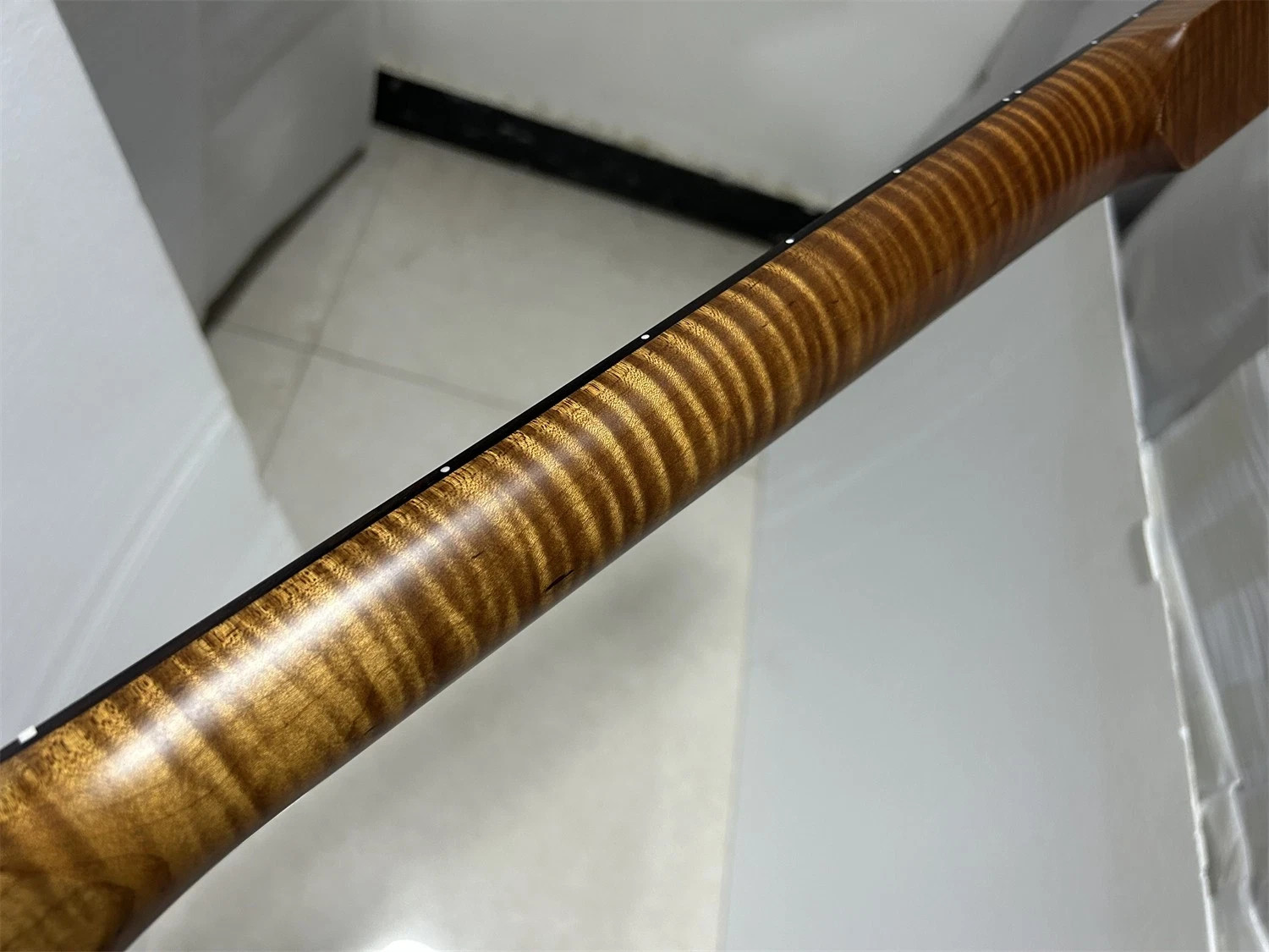 AAAA 22 Frets Rosewood Fretboard Roasted Flame Maple Electric guitar Neck parts