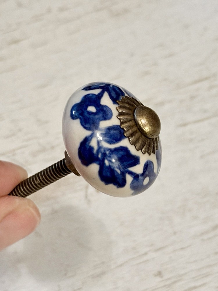 2 White Blue Antique Ceramic Porcelain Brass Drawer Cabinet Knobs Pulls 1.25"