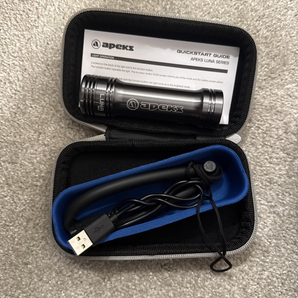 Apeks luna mini dive light Grey