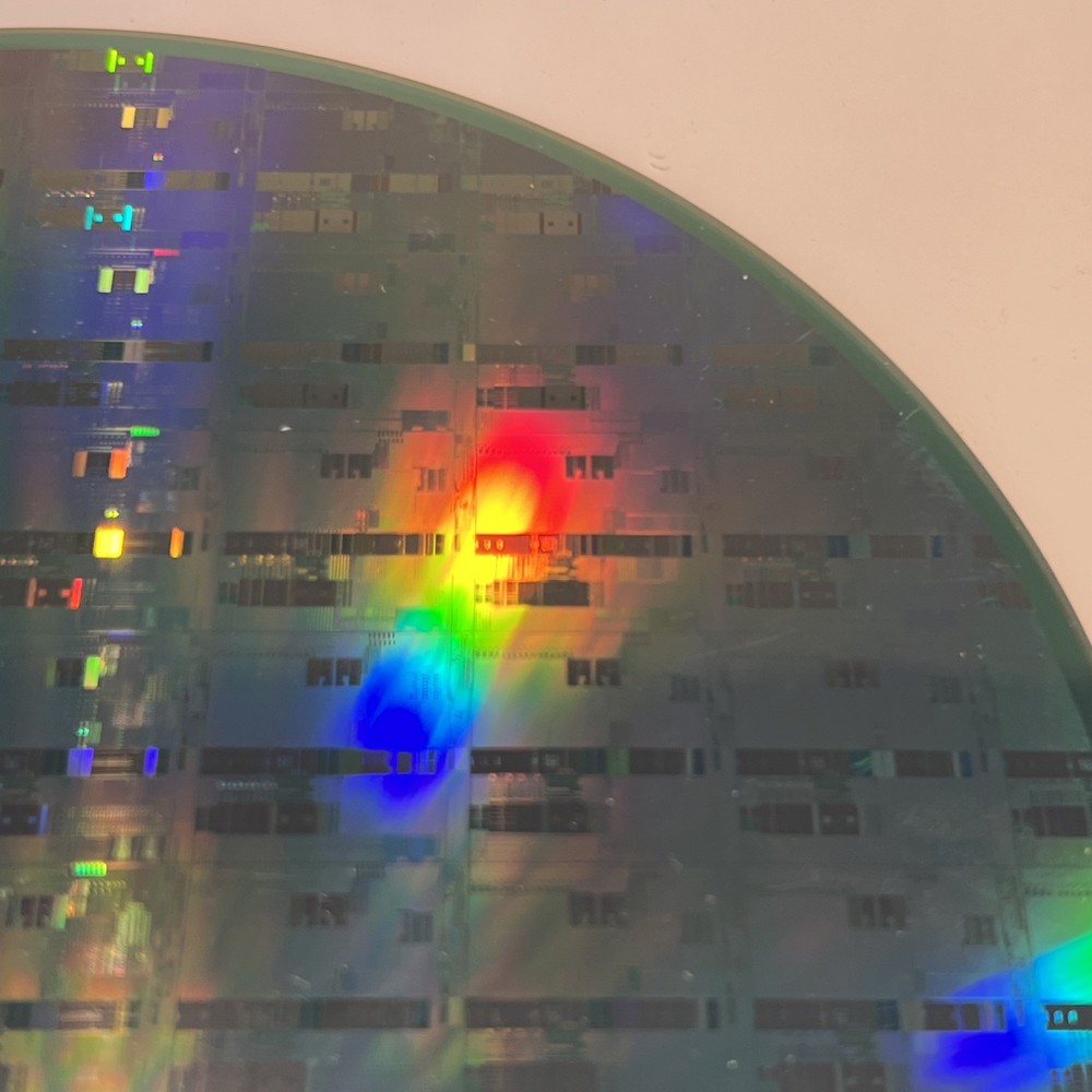 200mm Patterned Silicon Wafers semiconductors Art the Technology