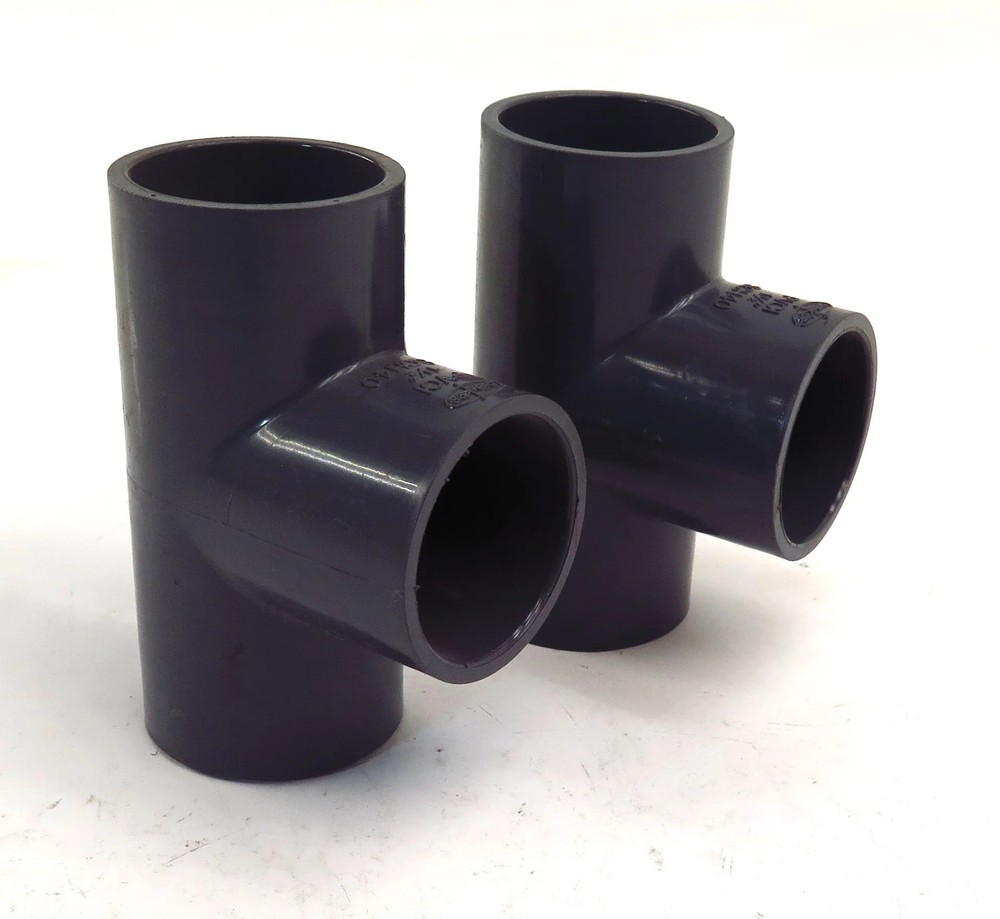 ChemKor Schedule SCH 40 Socket Tee 1-1/2" PVCI (2)