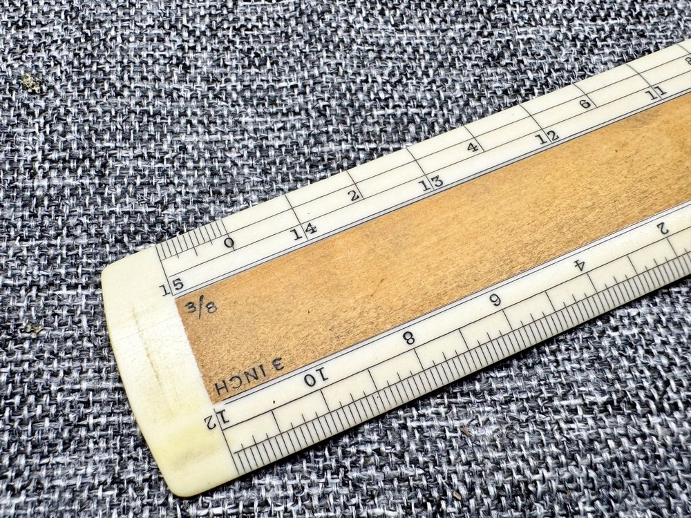 VINTAGE HALL HARDING LTD ENGINEER SCALE RULE ENGINE DIVIDED 30CM RED CASE