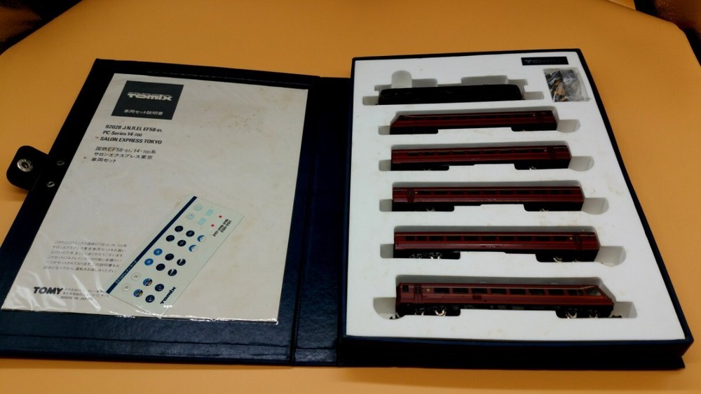 TOMIX EF58 Salon Express Tokyo Train Model Set, N scale, used