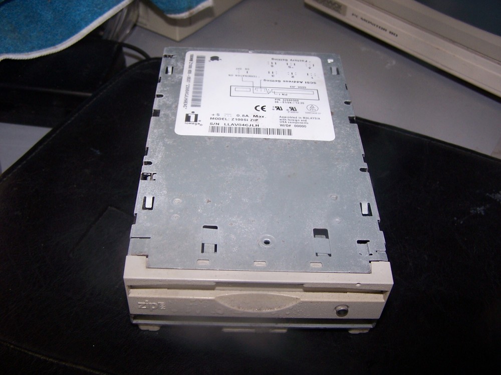Apple Macintosh ZIP 100 Internal ATAPI IDE  Drive Model Z100ATAPI