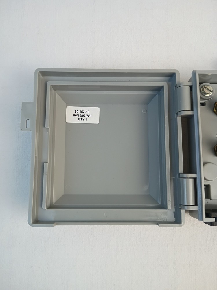 Fiber Optics Splice Slack Storage Housing 102B