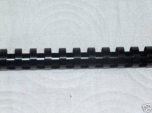 Fellowes 52367 Plastic Binding Combs Round Black 3/4" 190 + count Black
