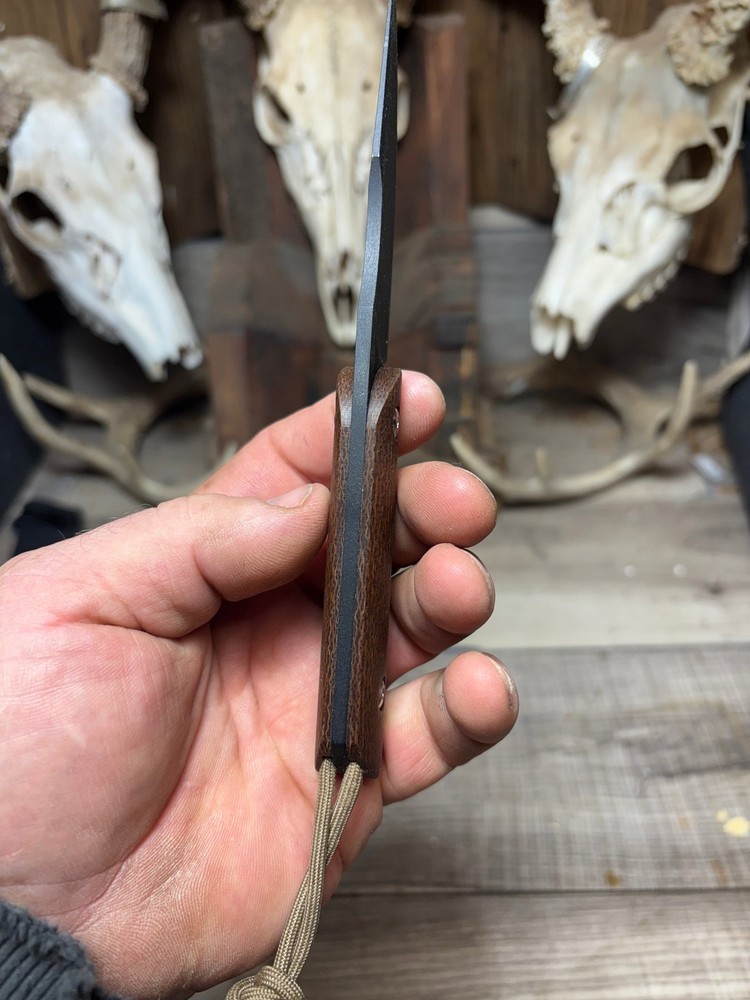 Kizer Harpoon Micarta Handles