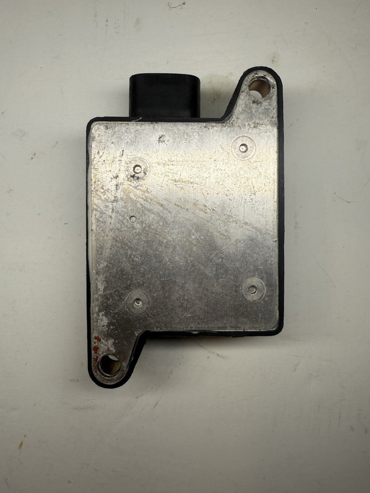 OEM MITSUBISHI IGNITION CONTROL KNOCK BOX E2T45172 MD097598 MD109554 E-101