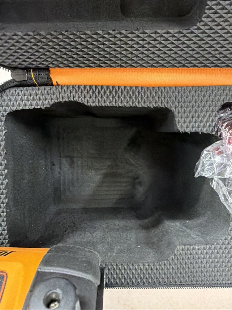 Johnson Level Self-Leveling Rotary Laser Level (UNTESTED!)