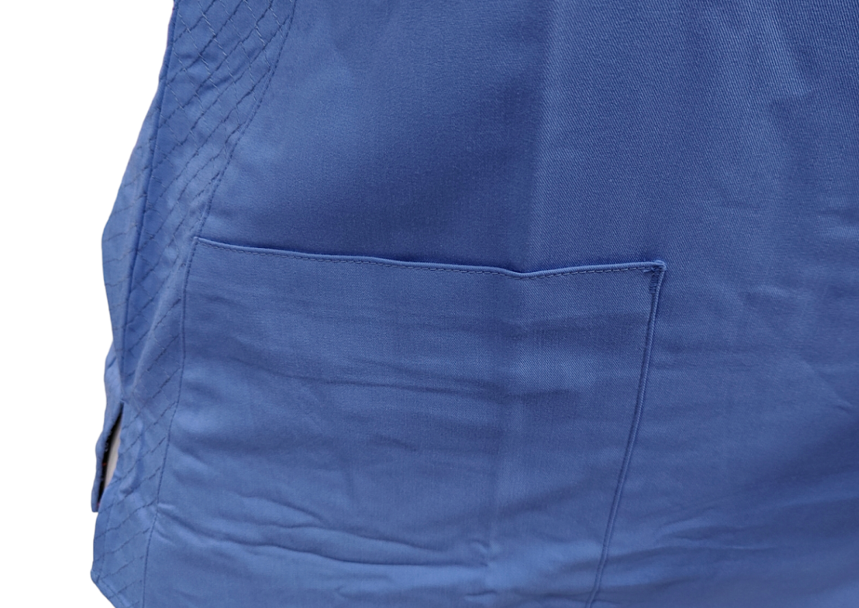 Vera Bradley Halo Nettie V6109 Ceil Blue (CEIL) V-Neck Scrub Top